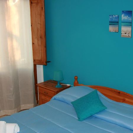 Casa Vacanze Il Cortile كوستوناتشي المظهر الخارجي الصورة