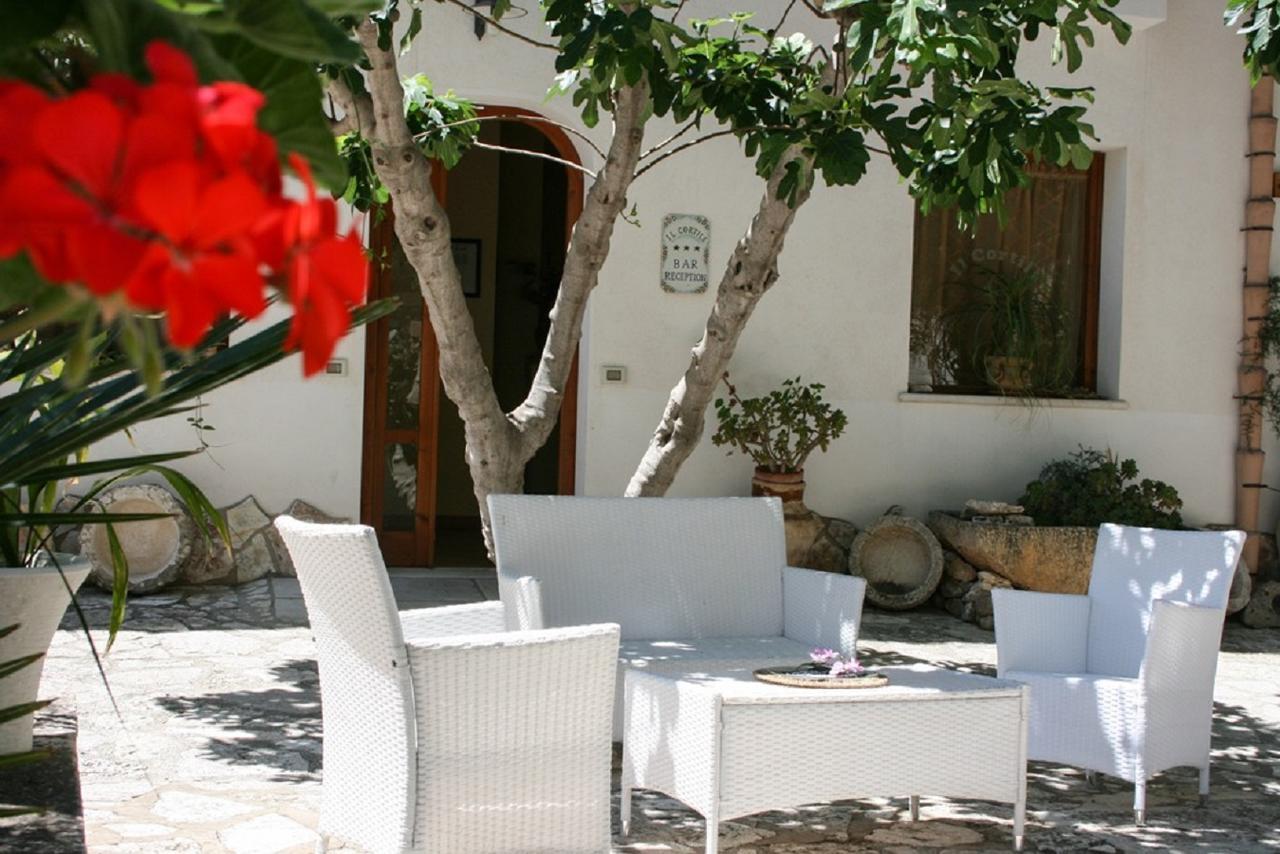 Casa Vacanze Il Cortile كوستوناتشي المظهر الخارجي الصورة
