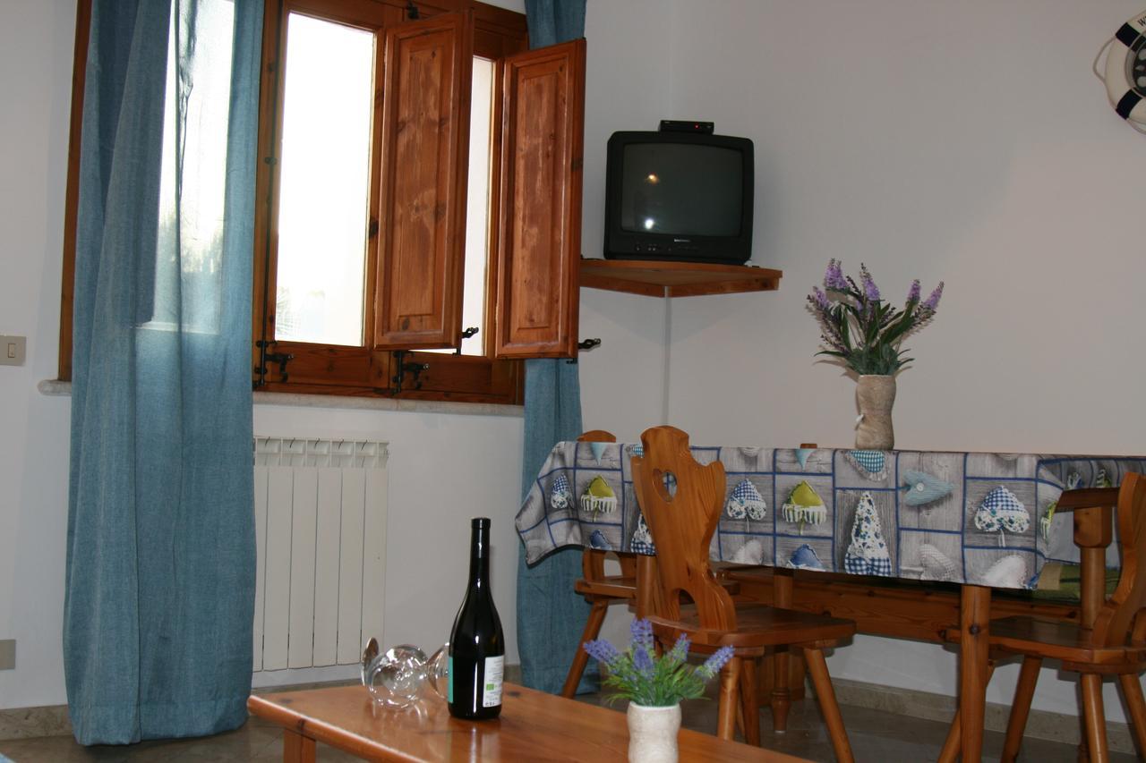 Casa Vacanze Il Cortile كوستوناتشي المظهر الخارجي الصورة